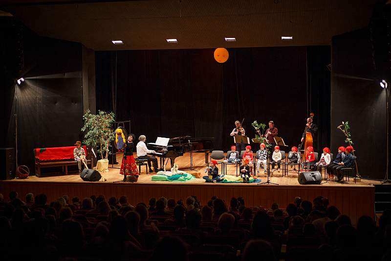 Baśnie Muzyczne w Filharmonii. Marysieńka i krasnoludki