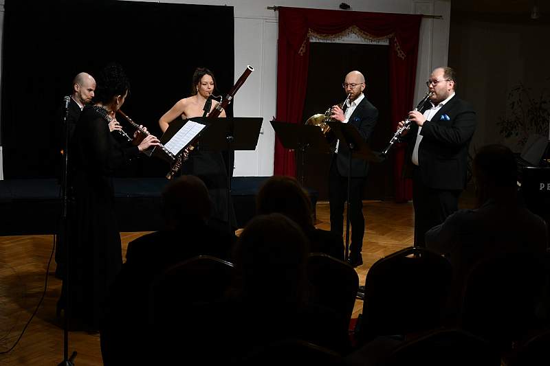 Kilar wokół młodych