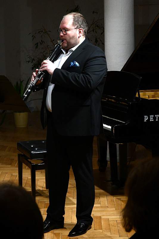 Kilar wokół młodych