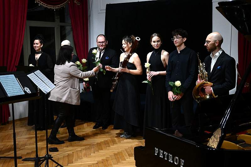 Kilar wokół młodych