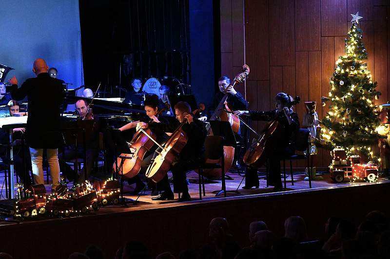 "Ekspres Polarny" - FILHARMONIA PO HEJNALE - cykl koncertów familijnych w PFSB