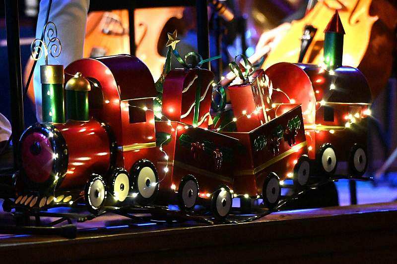 "Ekspres Polarny" - FILHARMONIA PO HEJNALE - cykl koncertów familijnych w PFSB