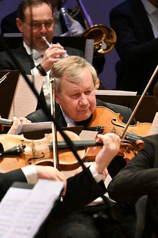 Wino, kobiety i śpiew - koncert z okazji dnia kobiet