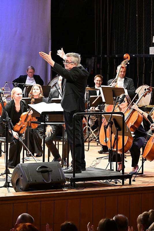 Wino, kobiety i śpiew - koncert z okazji dnia kobiet