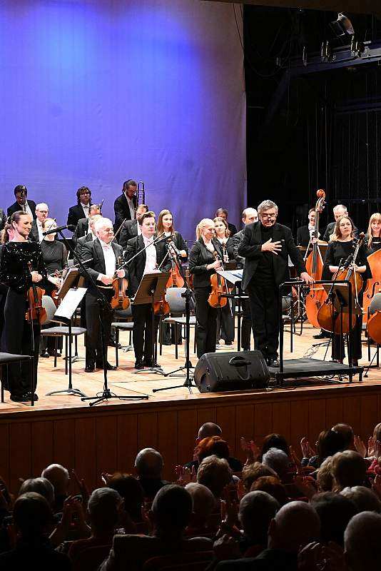 Wino, kobiety i śpiew - koncert z okazji dnia kobiet