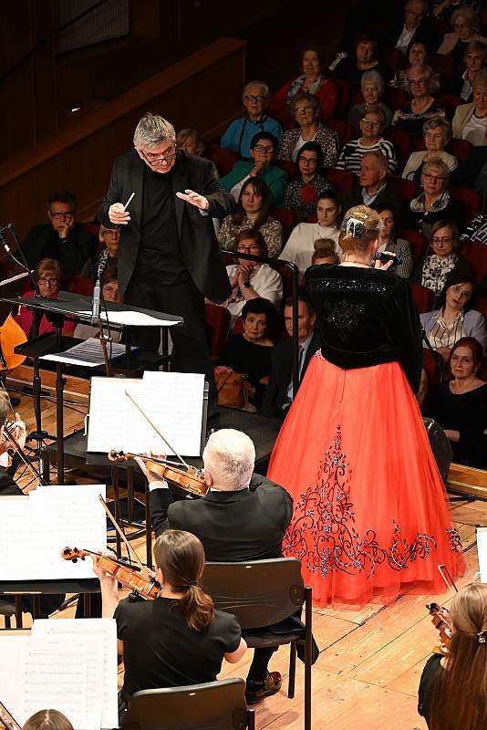 Wino, kobiety i śpiew - koncert z okazji dnia kobiet