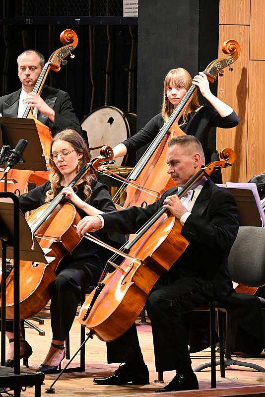 Wino, kobiety i śpiew - koncert z okazji dnia kobiet