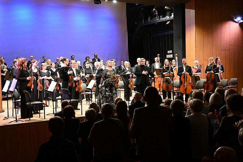 Wino, kobiety i śpiew - koncert z okazji dnia kobiet